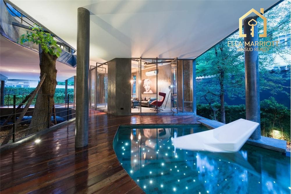 For Sale with Tenant Single House with Private Pool on Sukhumvit 26 2