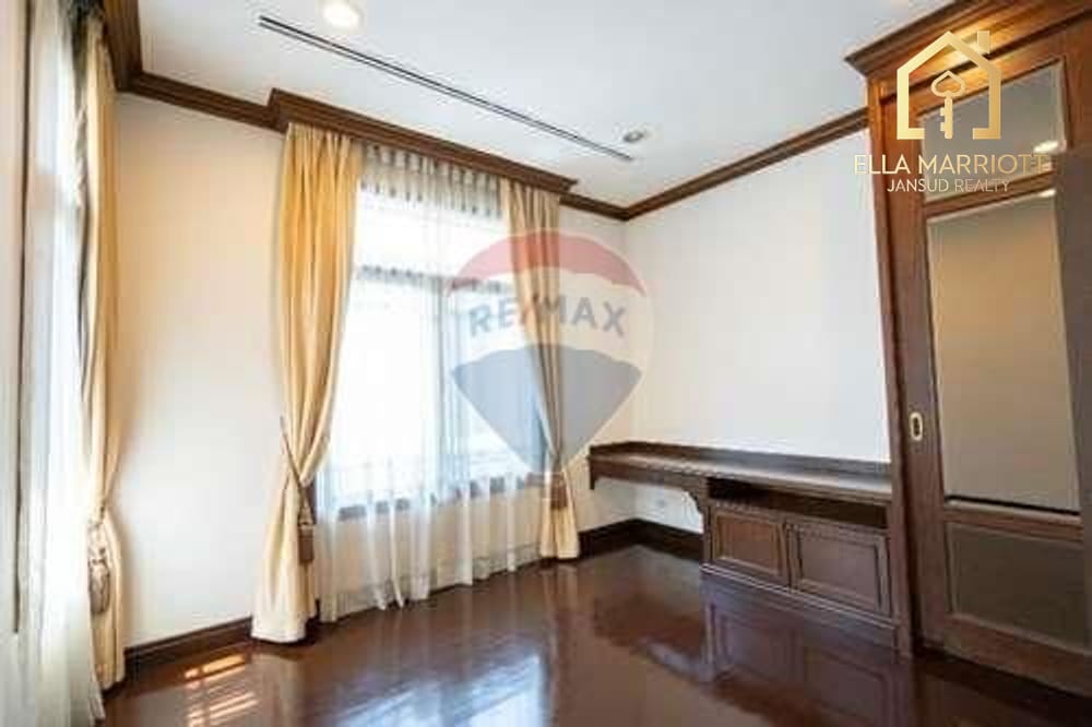 Geräumiges 5-Schlafzimmer-Einfamilienhaus mit Pool und Jacuzzi in Sathorn-Narathiwas – 426 m² 11