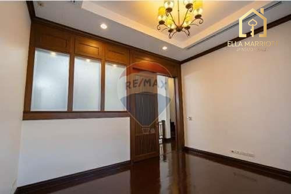Geräumiges 5-Schlafzimmer-Einfamilienhaus mit Pool und Jacuzzi in Sathorn-Narathiwas – 426 m² 15