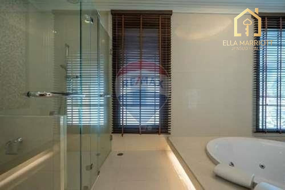 Geräumiges 5-Schlafzimmer-Einfamilienhaus mit Pool und Jacuzzi in Sathorn-Narathiwas – 426 m² 6