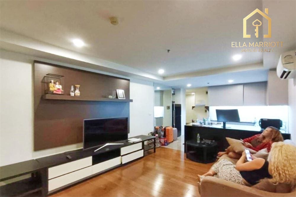 For Rent: 2BR/2BA Condo at 15 Sukhumvit Residence - Unobstructed Views, 8 Mins Walk to BTS Nana 2