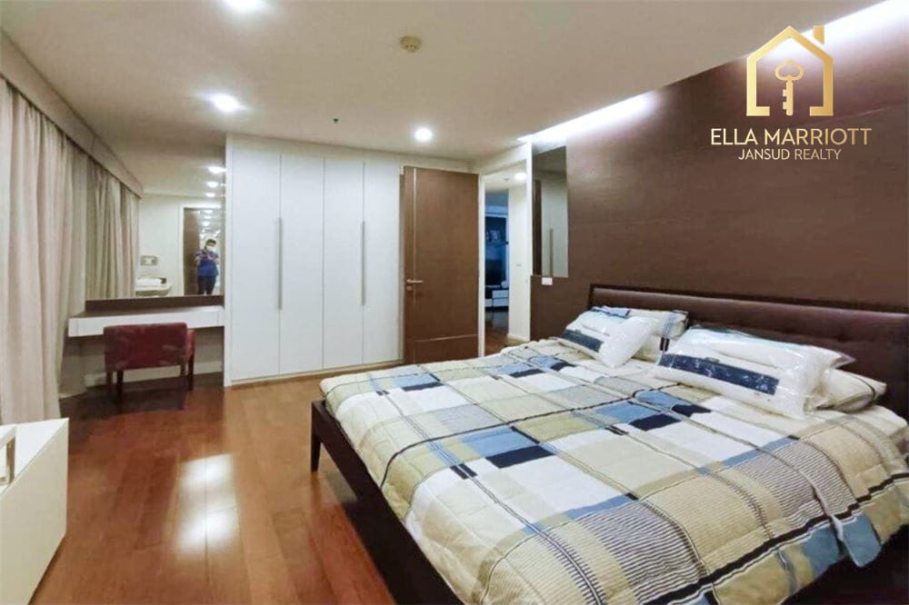 For Rent: 2BR/2BA Condo at 15 Sukhumvit Residence - Unobstructed Views, 8 Mins Walk to BTS Nana 6