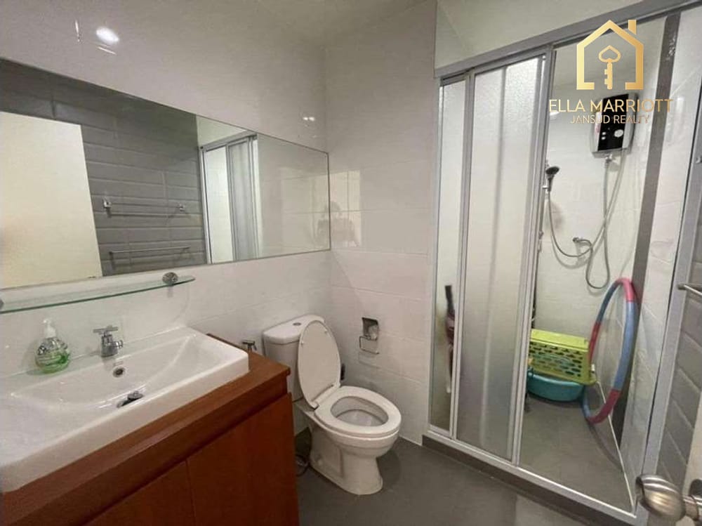 Beautiful River Views - 2 Bedroom nr BTS Phra Kanong 11