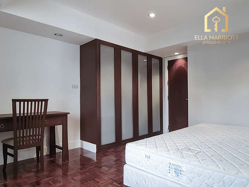 Rent 180K | 320sqm 4BR Family Suite | Dual Balconies | Phrom Phong 17