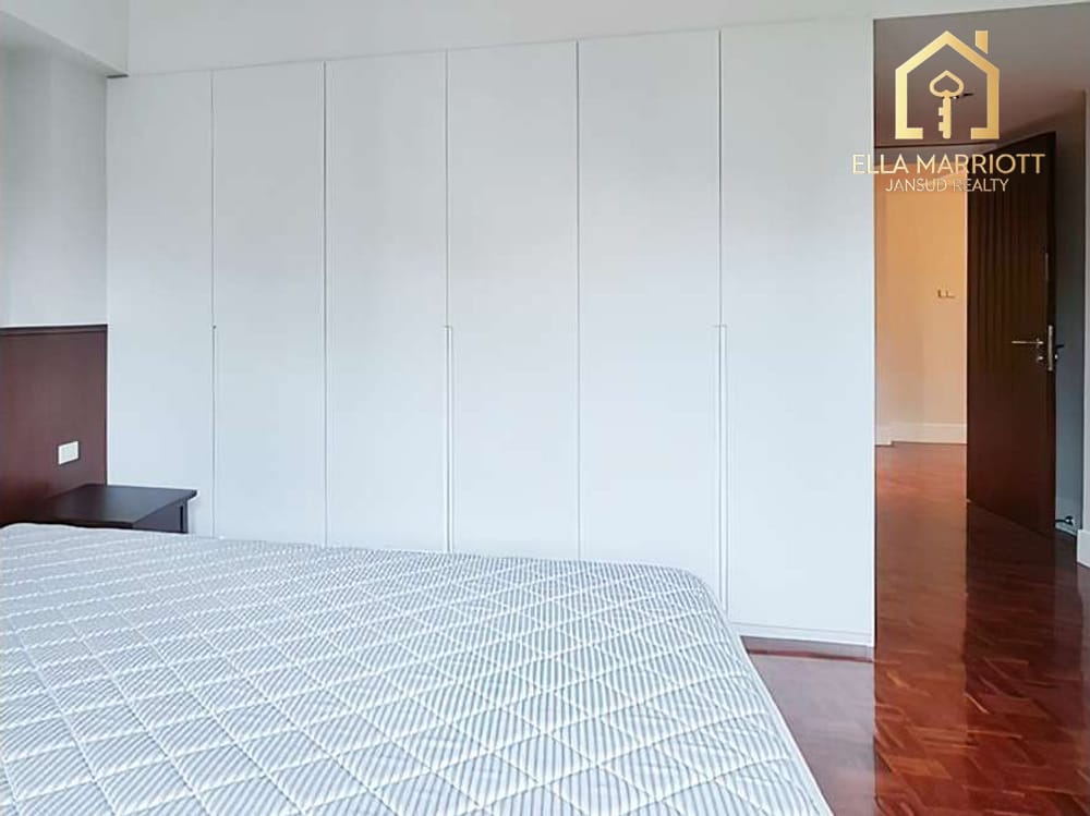 Rent 180K | 320sqm 4BR Family Suite | Dual Balconies | Phrom Phong 26