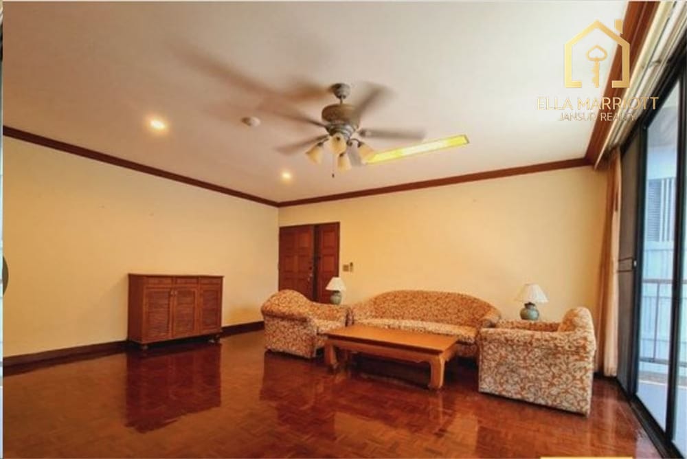 For Rent Cat friendly 3 bedrooms in Sukhumvit Phrom Phong 2