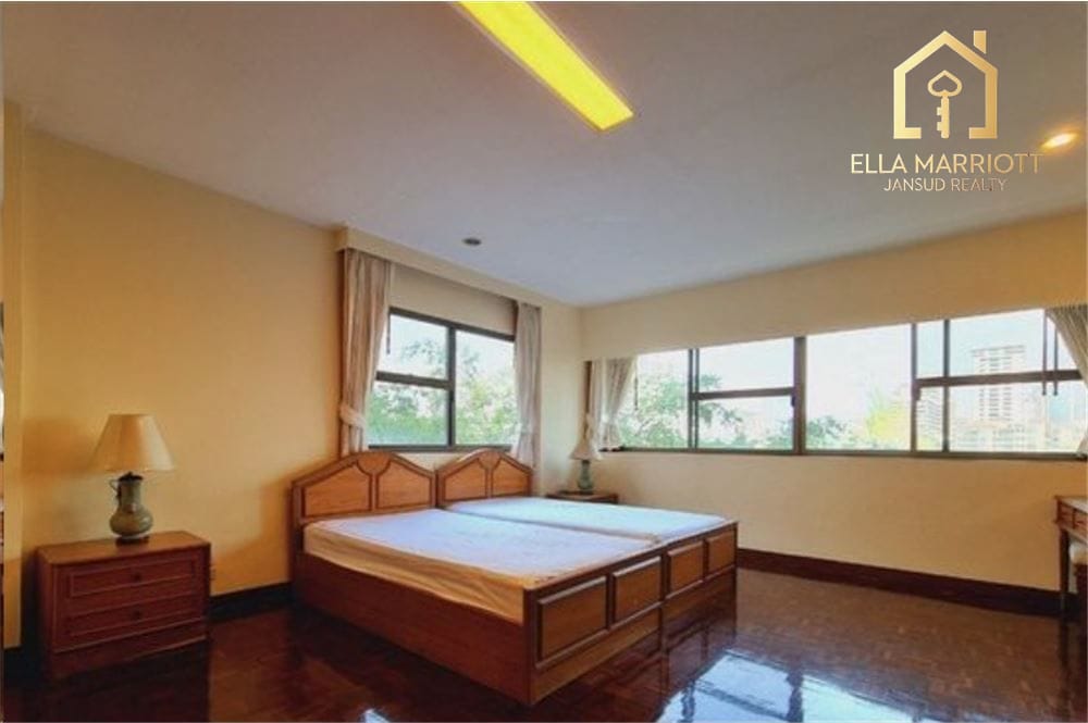 For Rent Cat friendly 3 bedrooms in Sukhumvit Phrom Phong 9