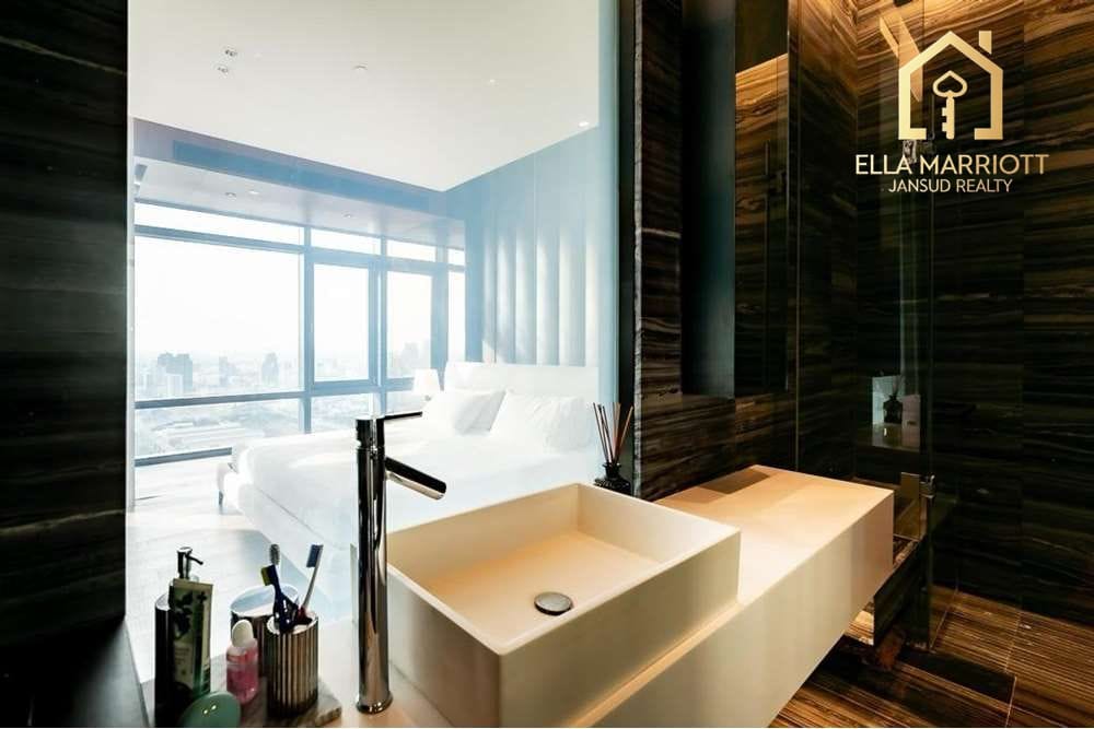 Luxury Condo Near MRT Phetchaburi - Circle Living Prototype, Central Bangkok 10