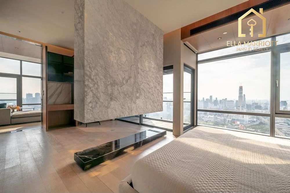 Luxury Condo Near MRT Phetchaburi - Circle Living Prototype, Central Bangkok 13