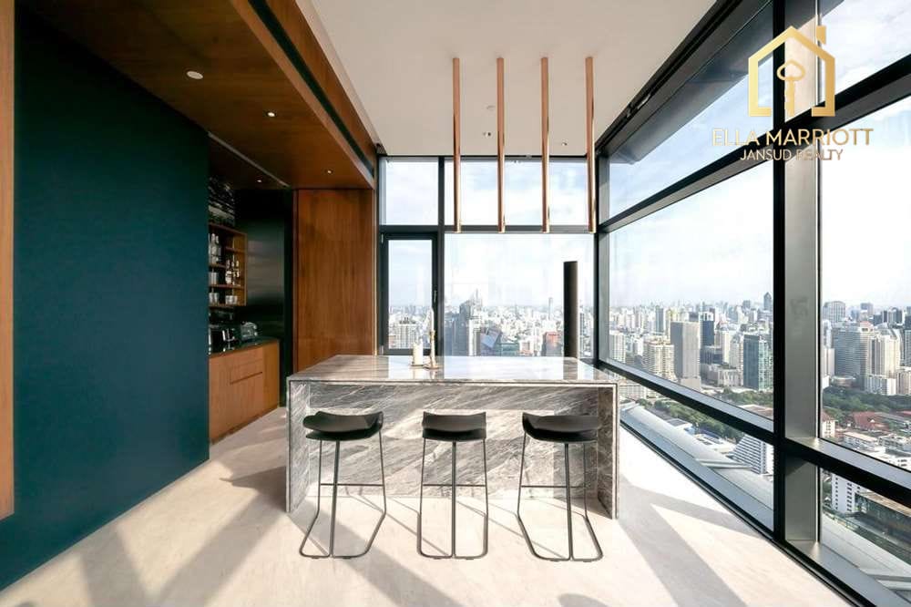Luxury Condo Near MRT Phetchaburi - Circle Living Prototype, Central Bangkok 4