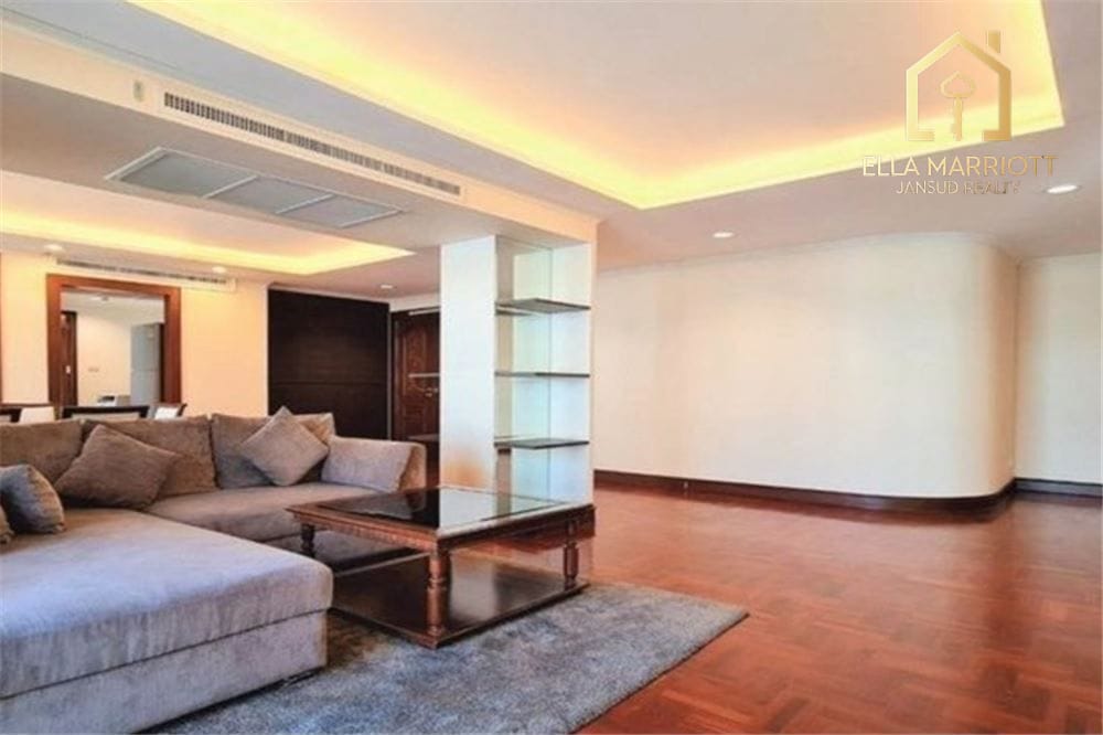 Geräumige 3-Schlafzimmer-Eigentumswohnung in Ruamrudee | 230m² mit Gartenblick | Nahe BTS Ploenchit 2