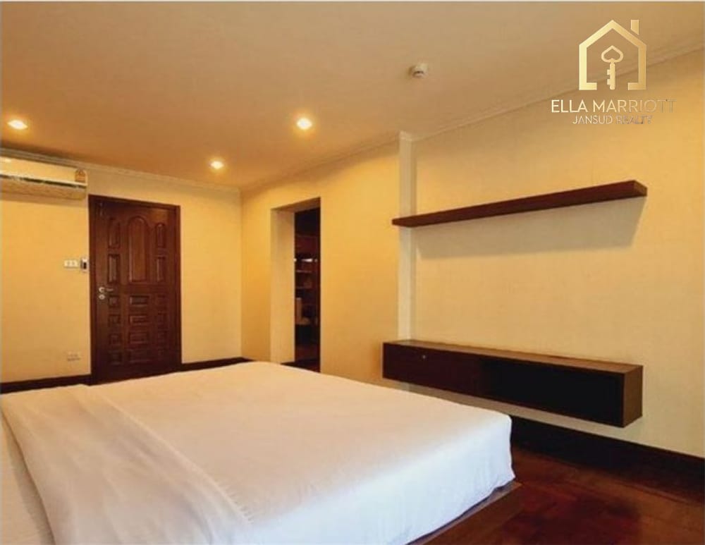 Geräumige 3-Schlafzimmer-Eigentumswohnung in Ruamrudee | 230m² mit Gartenblick | Nahe BTS Ploenchit 9