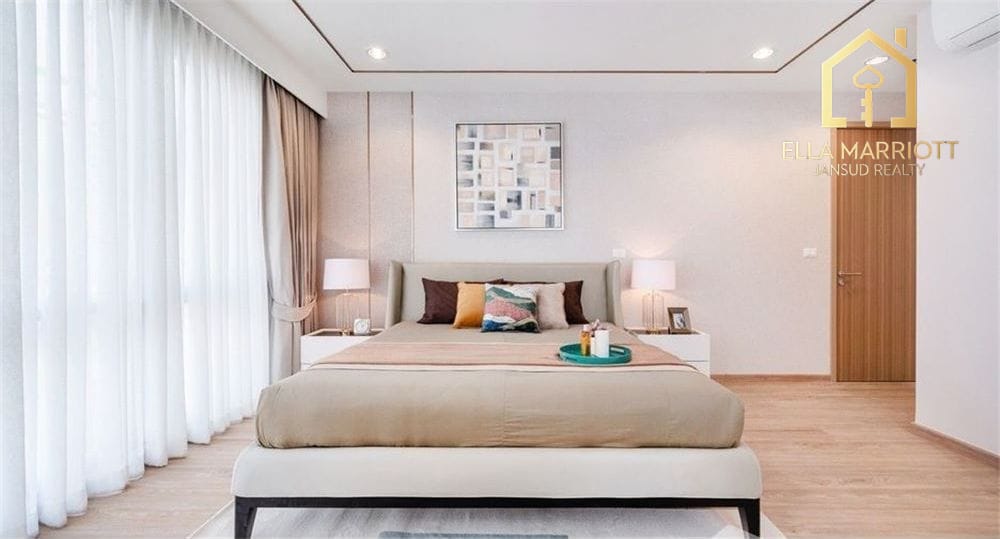 For Rent - Pet-Friendly 3-Bedroom Luxury Condo in Sathorn 111 10