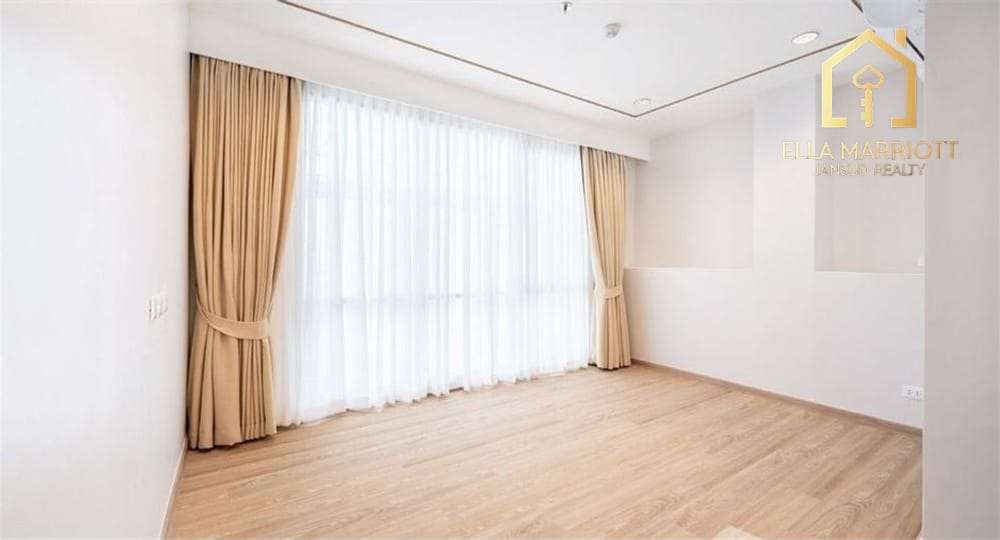 For Rent - Pet-Friendly 3-Bedroom Luxury Condo in Sathorn 111 9