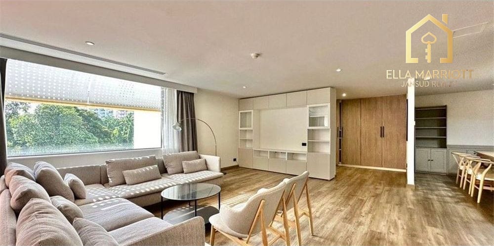 Sathorn: Luxurious 4BR Condo for Rent 4