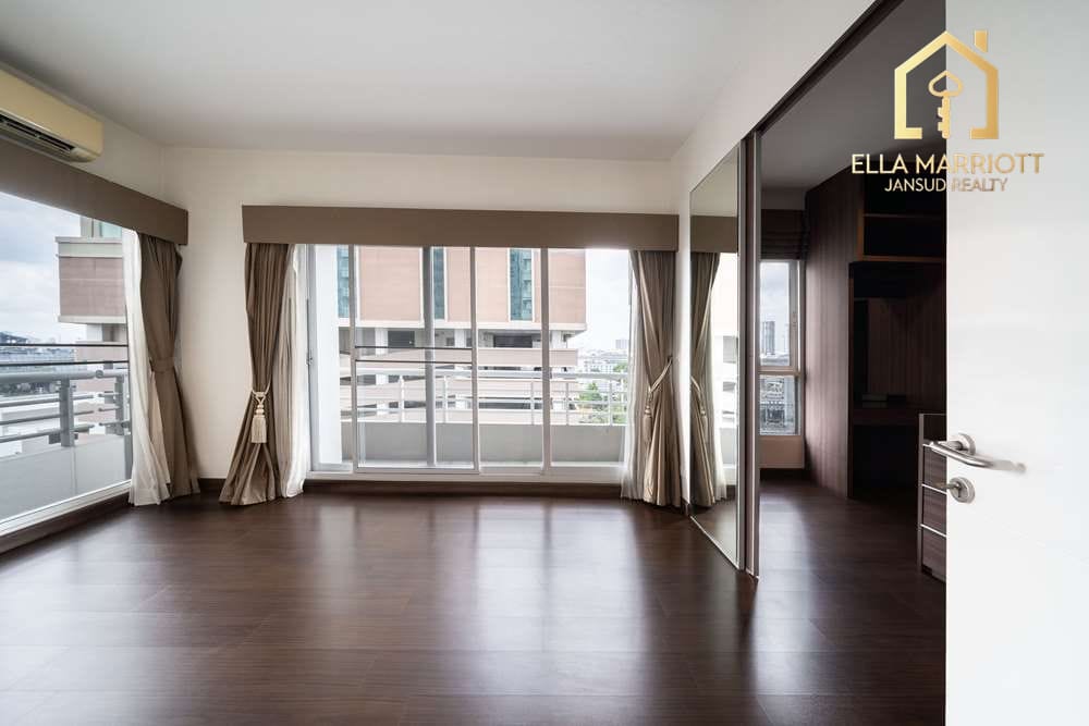Luxurious Condo at Fourwings Residence, Bangkapi - 11 Mins Walk to MRT Yaek Lam Sali 23