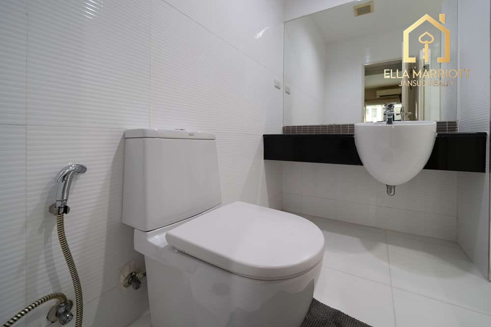 Luxurious Condo at Fourwings Residence, Bangkapi - 11 Mins Walk to MRT Yaek Lam Sali 46