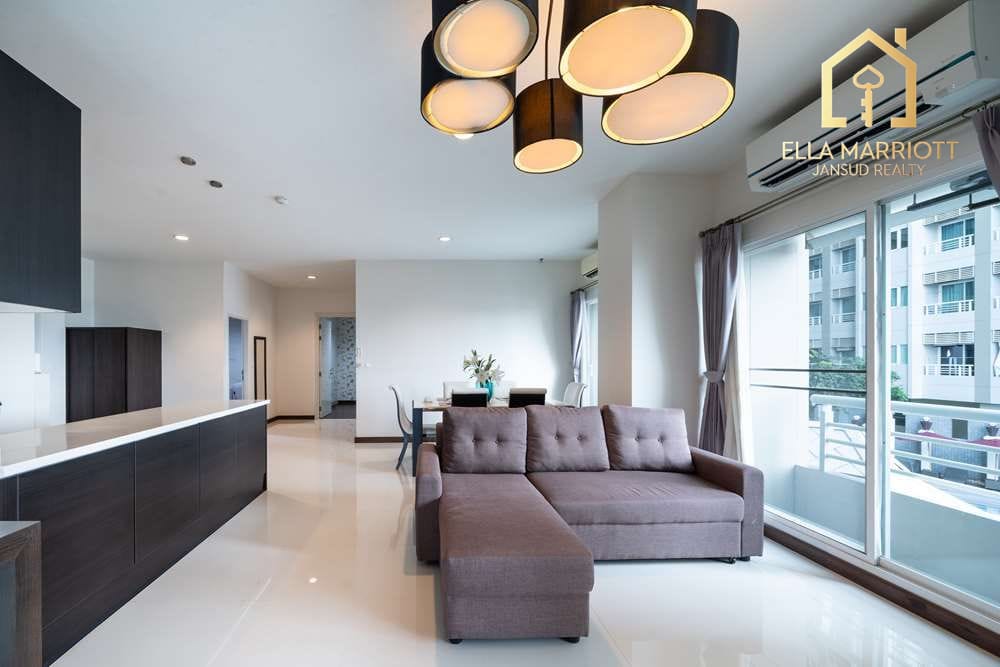 Luxurious Condo at Fourwings Residence, Bangkapi - 11 Mins Walk to MRT Yaek Lam Sali 8