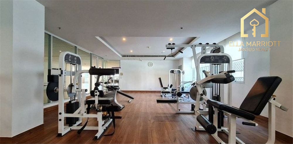 Rent 50K | 91sqm 2BR Wood-Style | Sukhumvit 24 | Near Benjasiri Park 11