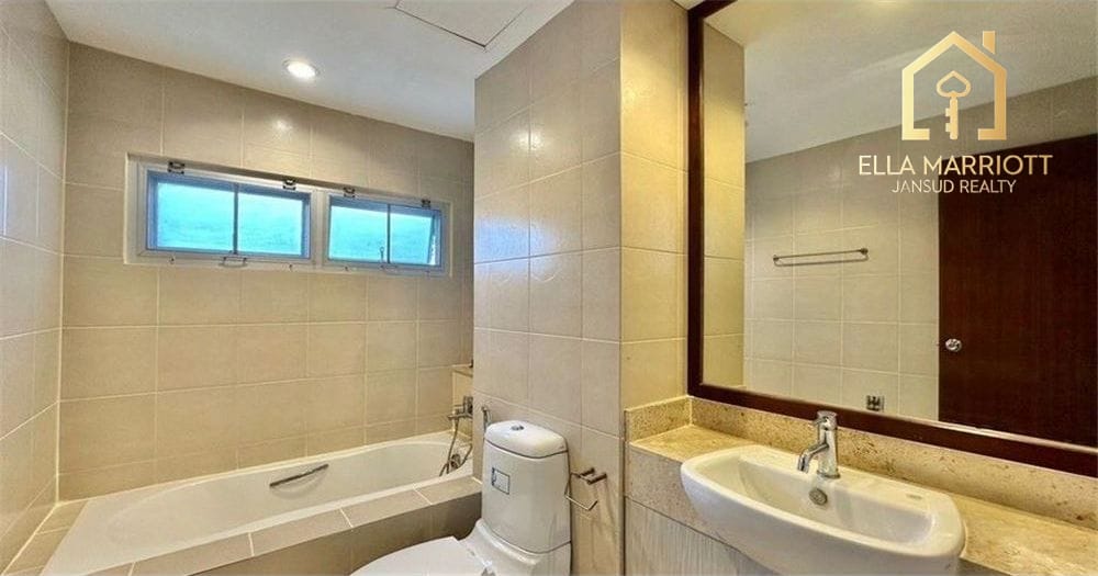 For Rent - Spacious 3BR Low-Rise Apartment in Sukhumvit 27 | 230 sqm 15
