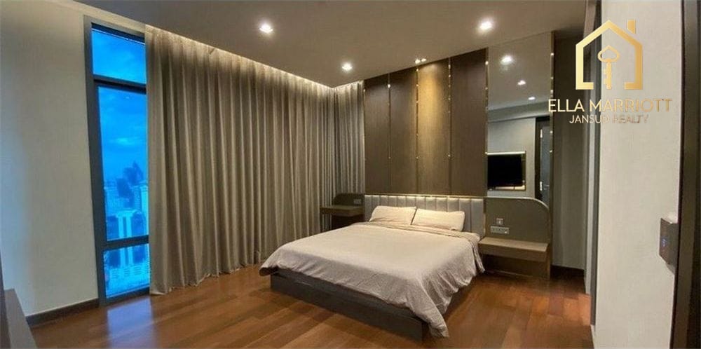 Ultra-Luxuriöse 3-Schlafzimmer-Eigentumswohnung mit Mieter in Q1 Sukhumvit zu verkaufen 10