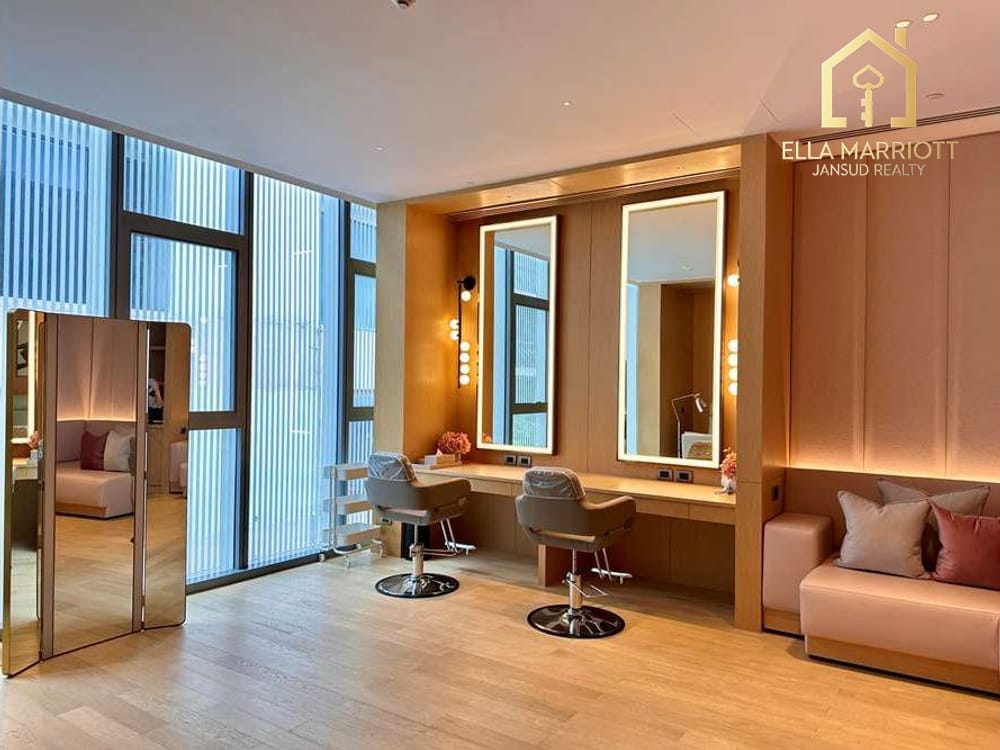 Elegante Eigentumswohnung im SCOPE LANGSUAN mit außergewöhnlichem Design 24