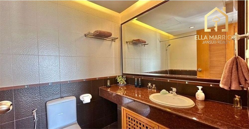 Haustierfreundliche 2-Schlafzimmer-Wohnung zur Miete in Sathorn 13