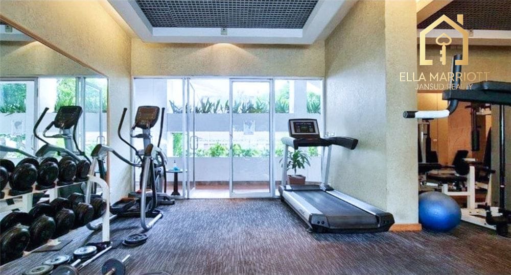 Haustierfreundliche 2-Schlafzimmer-Wohnung zur Miete in Sathorn 16