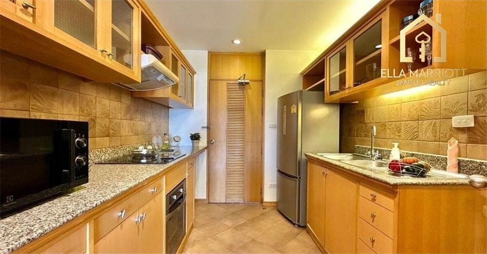 Haustierfreundliche 2-Schlafzimmer-Wohnung zur Miete in Sathorn 5
