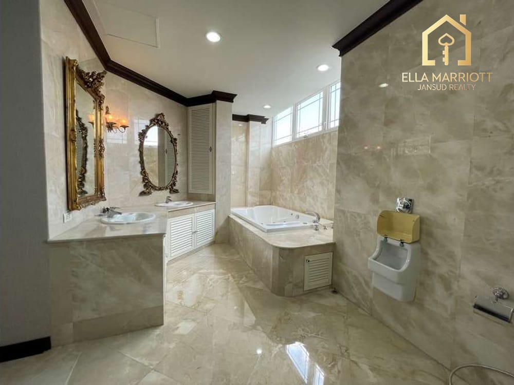 Single house for rent, Lat Phrao 35 19