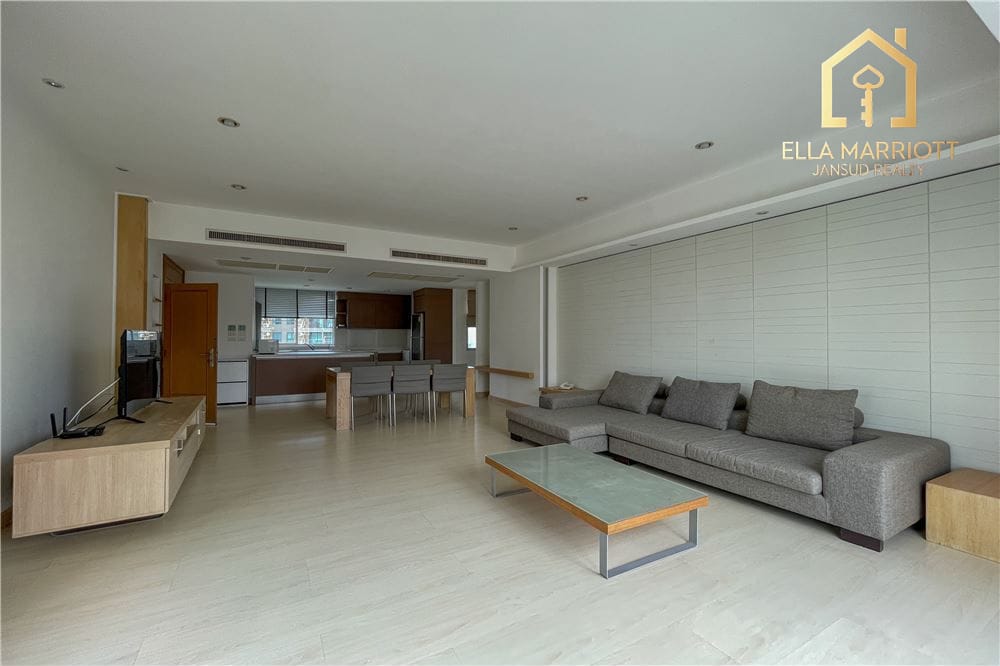 2 Bedroom Low-Rise Condo for Rent 150sqm | Cat Friendly | Steps from BTS Asoke 12