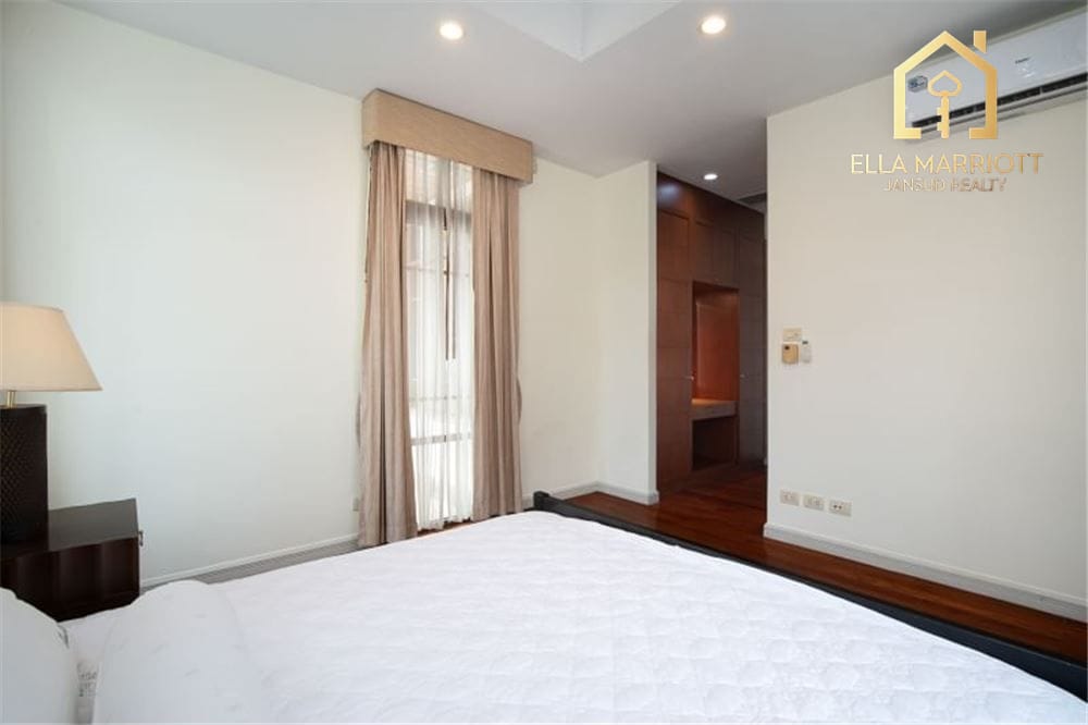Corner Unit Single House with Private Pool 18