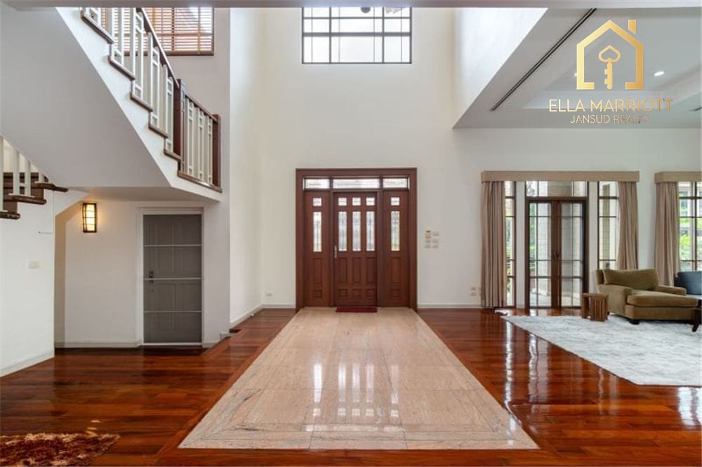 Corner Unit Single House with Private Pool 9