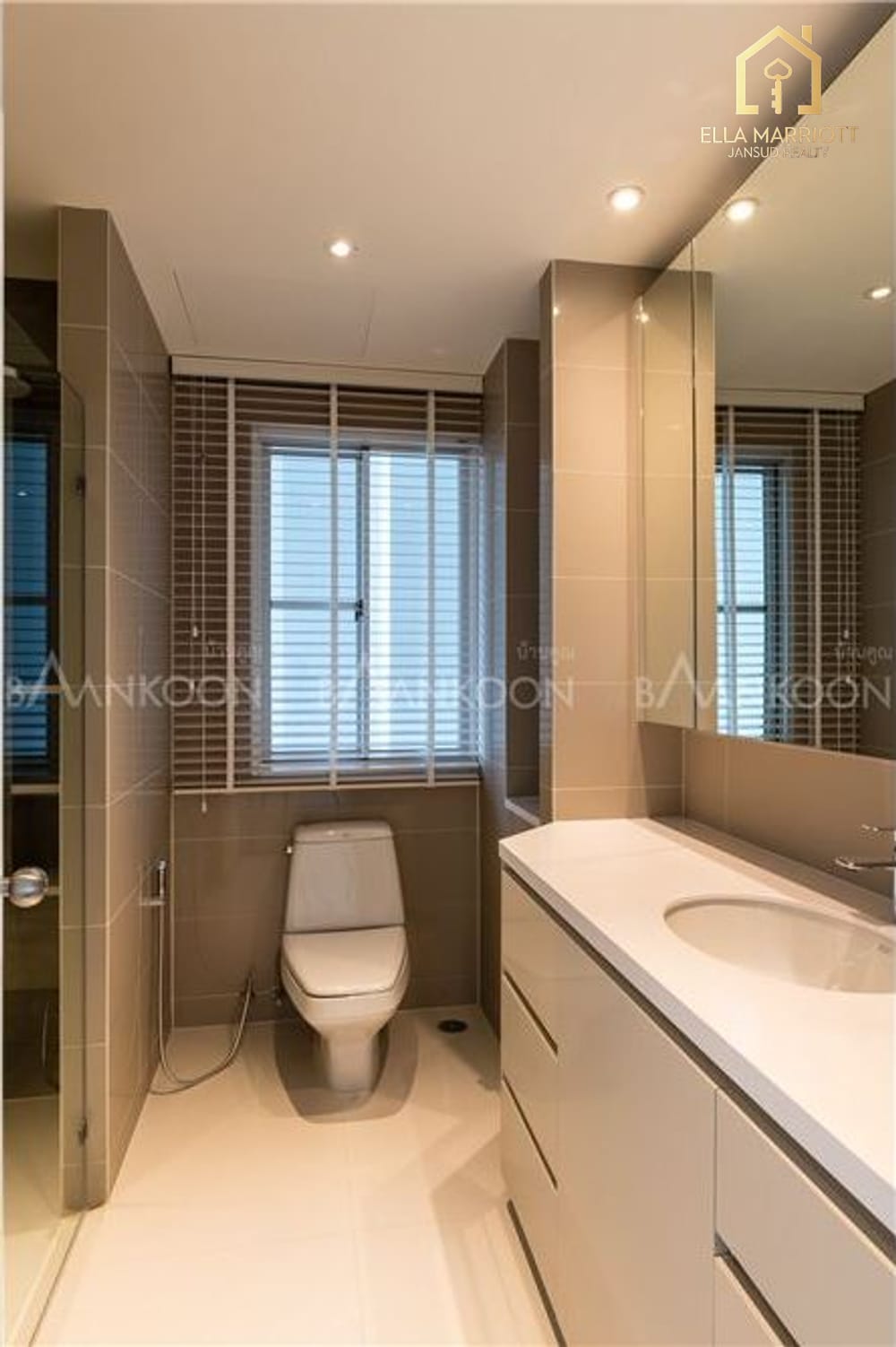 Moderne 4-Schlafzimmer-Eigentumswohnung in Sathorn zu verkaufen 20