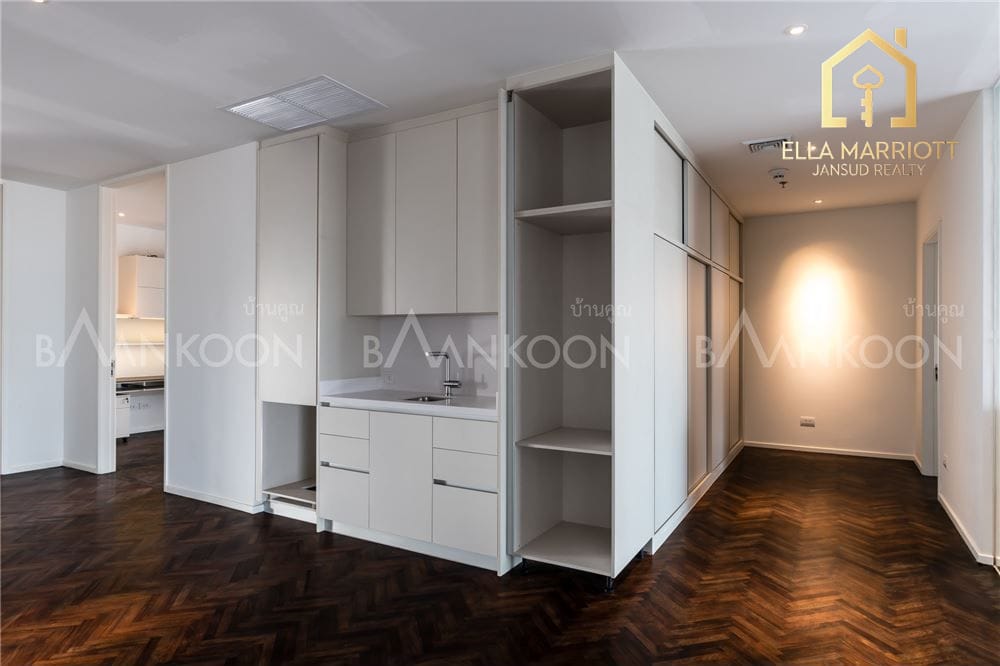 Moderne 4-Schlafzimmer-Eigentumswohnung in Sathorn zu verkaufen 23