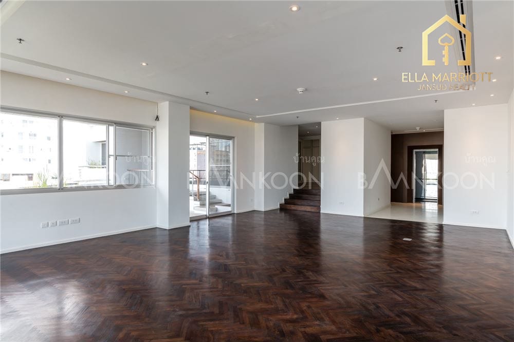 Moderne 4-Schlafzimmer-Eigentumswohnung in Sathorn zu verkaufen 26