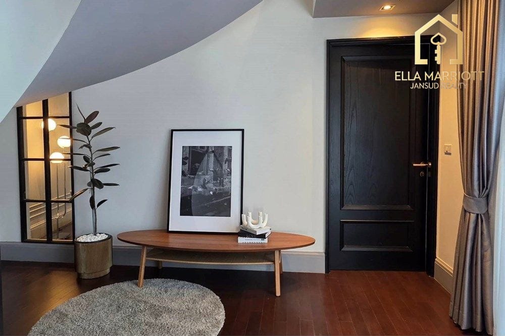Luxury 303sqm Condo for Sale at Baan Lux Sathorn with Private Pool & Elevator - 35.5M 12