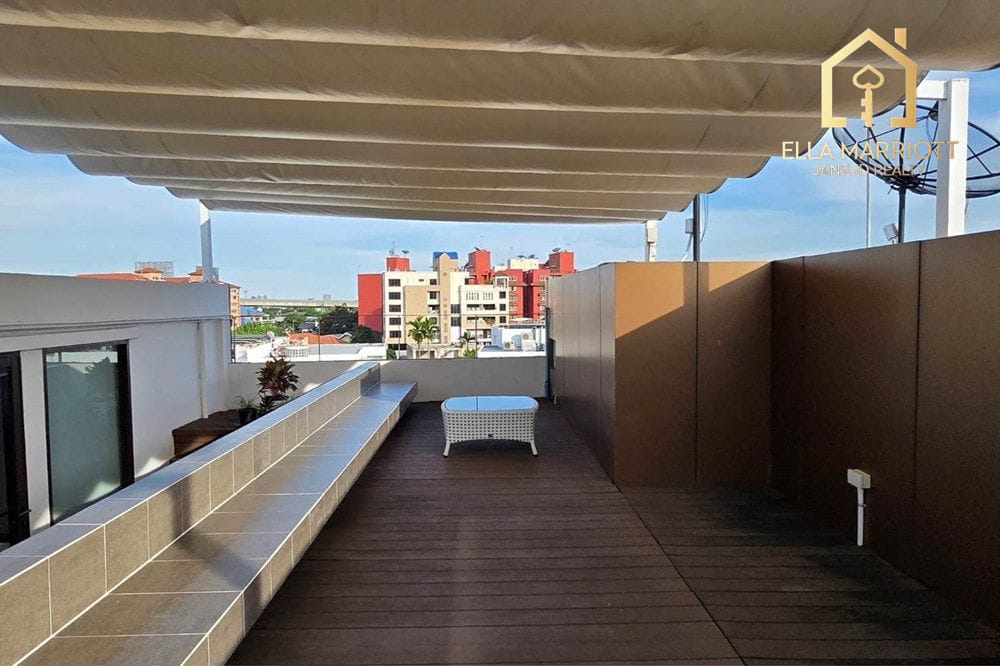 Luxury 303sqm Condo for Sale at Baan Lux Sathorn with Private Pool & Elevator - 35.5M 29