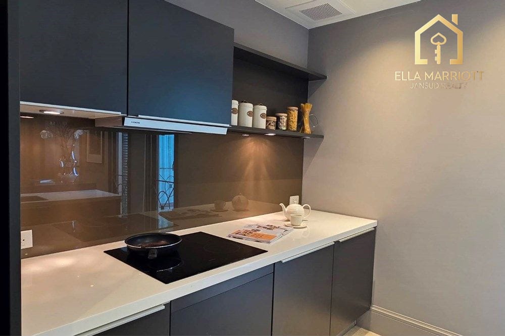 Luxury 303sqm Condo for Sale at Baan Lux Sathorn with Private Pool & Elevator - 35.5M 6