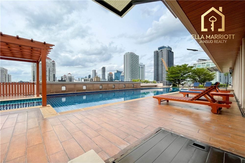 Haustierfreundliche 2+1-Schlafzimmer-Wohnung zu vermieten in Sukhumvit 53 13