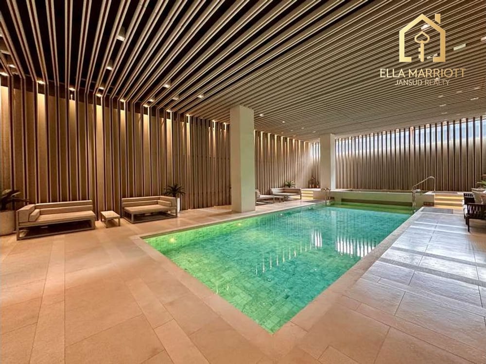 Fully Furnished Condo for Sale at Baan Sindhorn 11