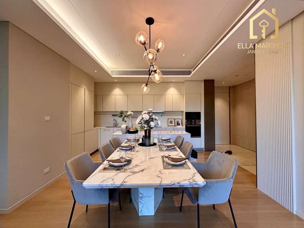 Fully Furnished Condo for Sale at Baan Sindhorn 6
