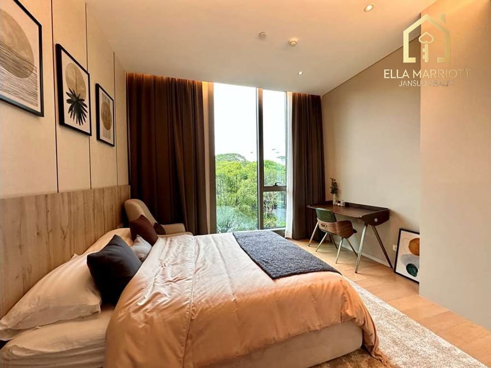 Fully Furnished Condo for Sale at Baan Sindhorn 8