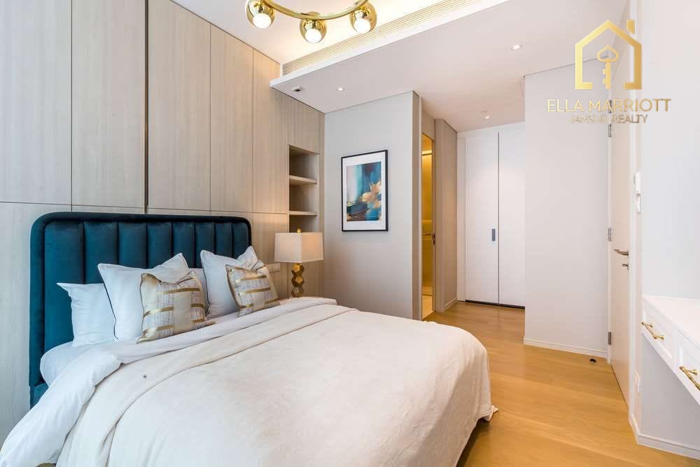 Fully Furnished Condo for Sale at Baan Sindhorn 14