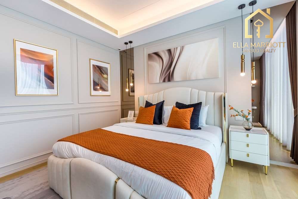 Fully Furnished Condo for Sale at Baan Sindhorn 18