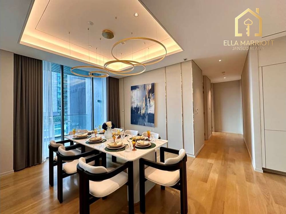 Fully Furnished Condo for Sale at Baan Sindhorn 2