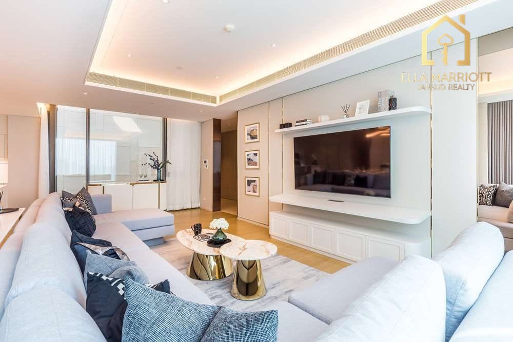 Fully Furnished Condo for Sale at Baan Sindhorn 4