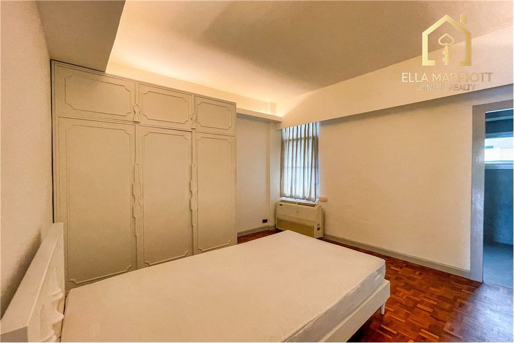 New renovated 3 bedrooms pets friendly in Thonglor. 11