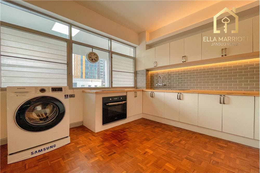 New renovated 3 bedrooms pets friendly in Thonglor. 7