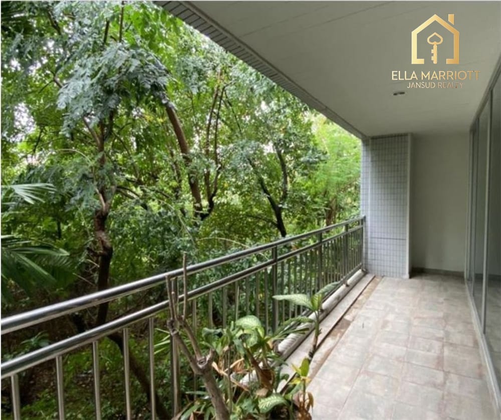 Pet-Friendly 2BR Condo 120sqm | Steps to BTS Chong Nonsi | Sathorn District 3